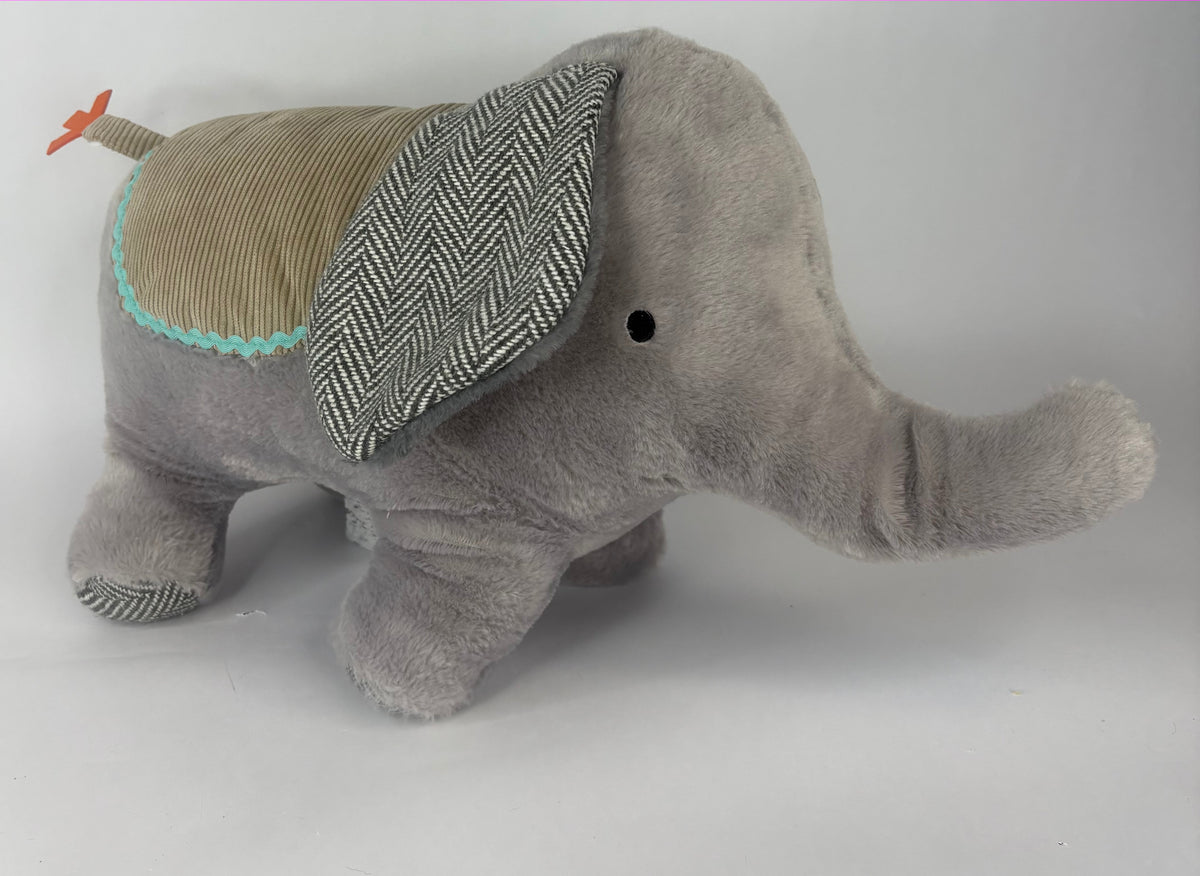 Extra Large / XL Stuffed & SQUEAKY Dog Toys: 15"-20"